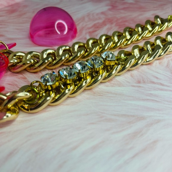 Barbie Gold Necklace - Picture 7 of 9